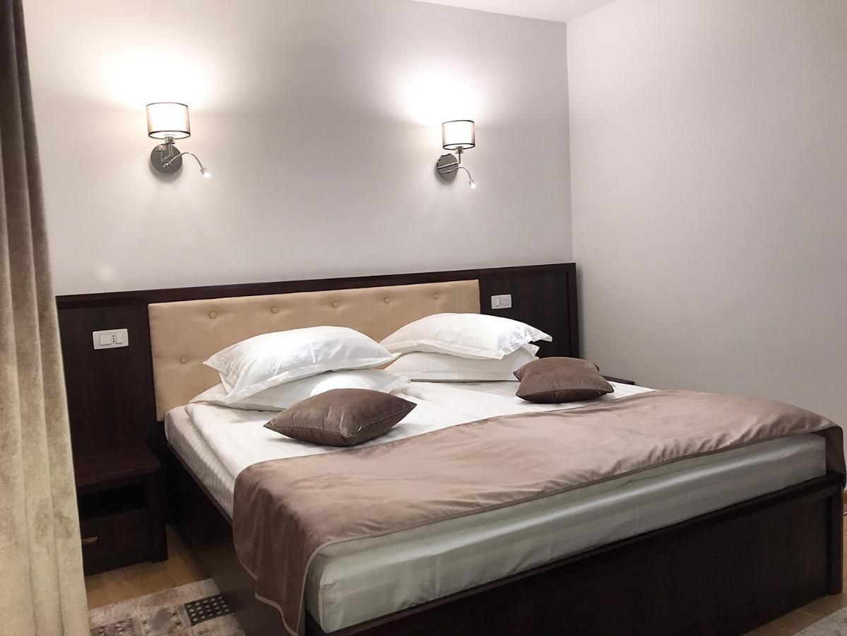 מלון בראשוב Casa Pino מראה חיצוני תמונה